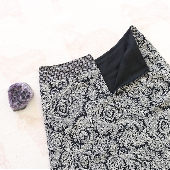 Vintage | Liz Claiborne Paisley Midi Skirt - Picture 4 of 6